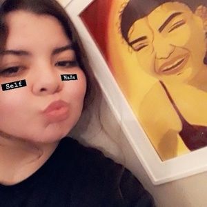 Meet your Posher, Ofelia